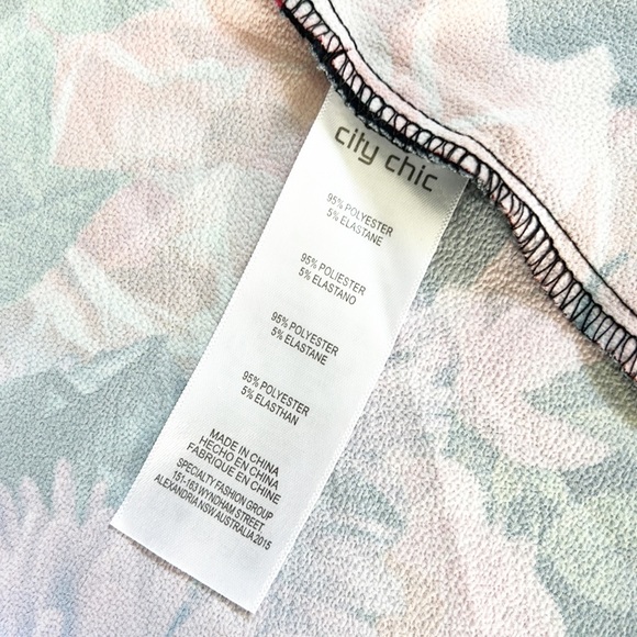 City Chic Floral Wrap Blouse - Picture 7 of 13